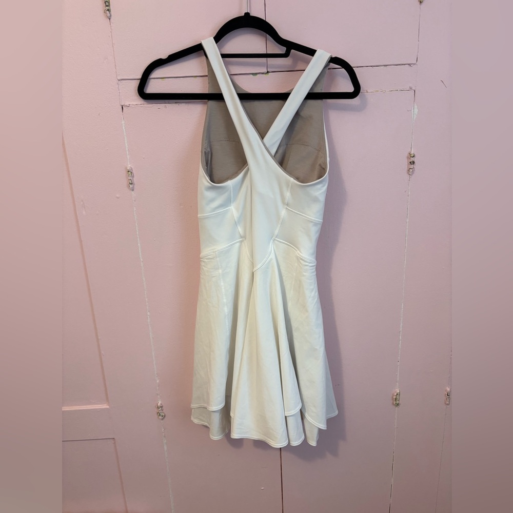 Lululemon Court Crush Tennis Dress Size 8 - Picture 7 of 8